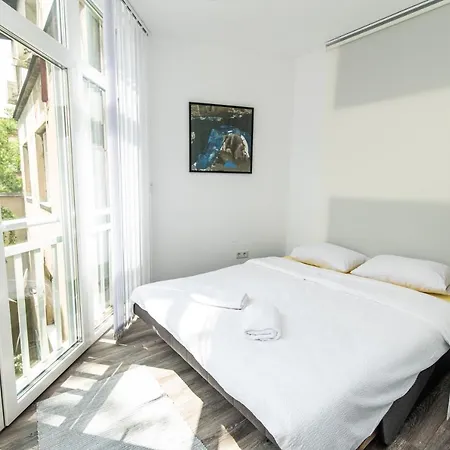 150sqm With 4 Units! Great For Groups 公寓 塞拉耶佛