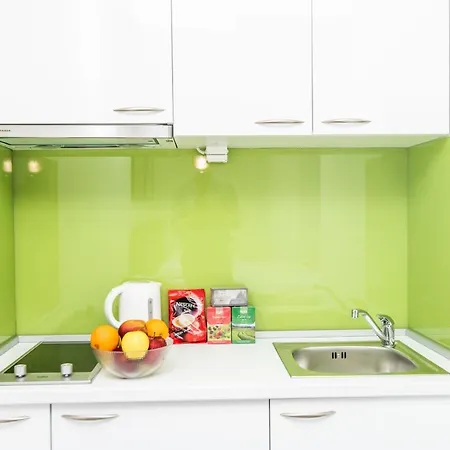 150sqm With 4 Units! Great For Groups Apartment *