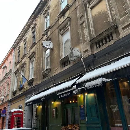 150sqm With 4 Units! Great For Groups * Saraievo