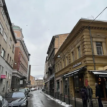 150sqm With 4 Units! Great For Groups Apartment