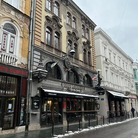 150sqm With 4 Units! Great For Groups * Szarajevó